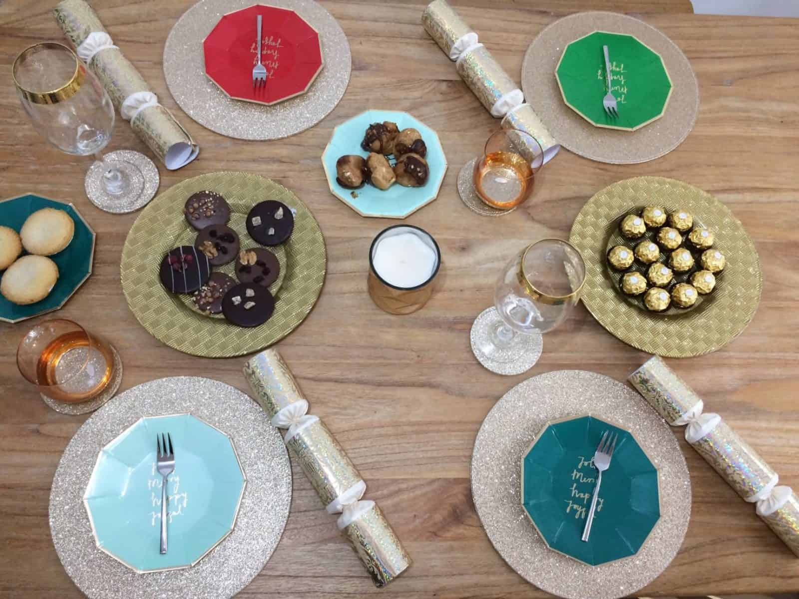 golden Christmas table