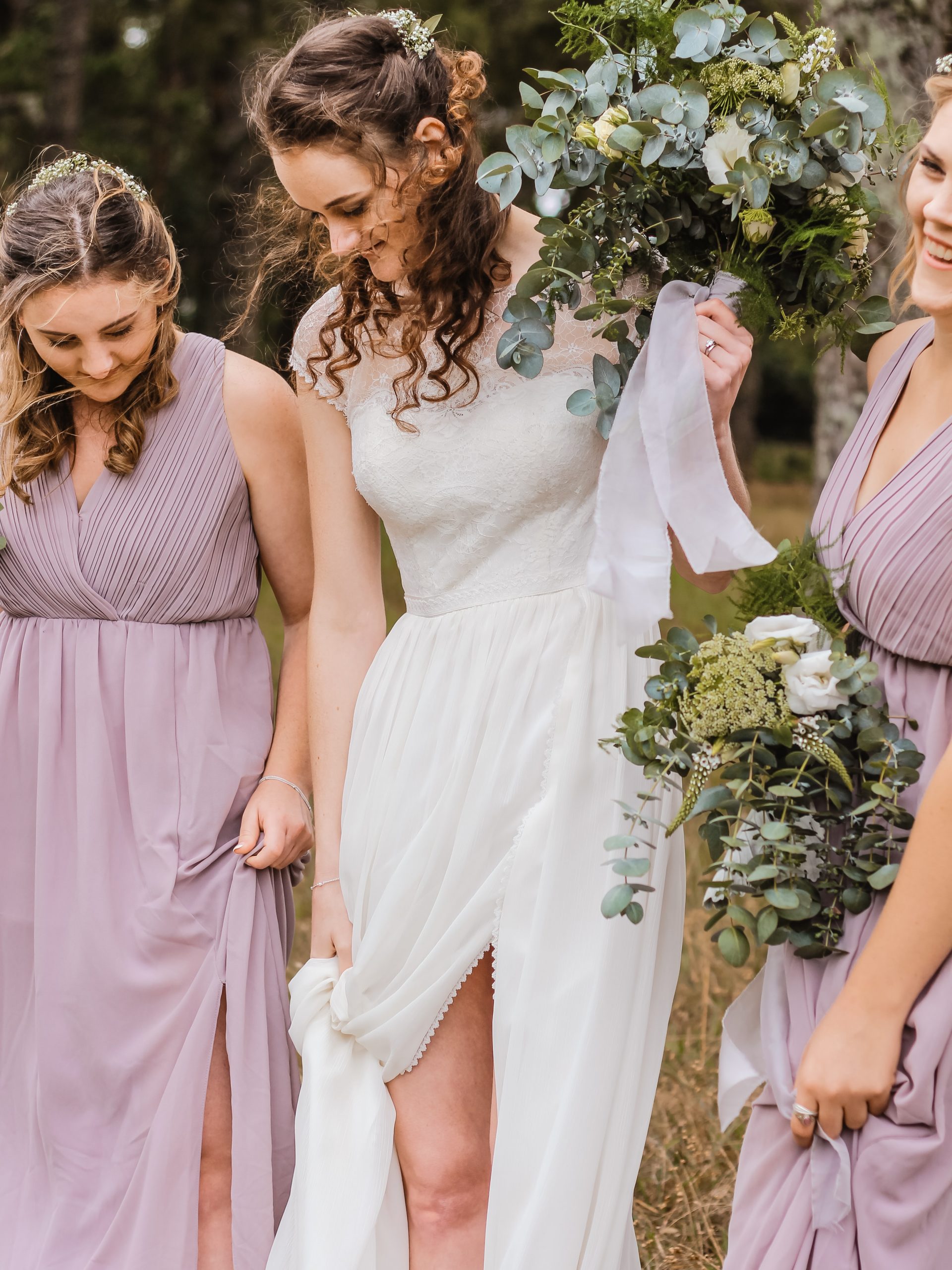 How to Choose Bridesmaid Dresses for Plus Size