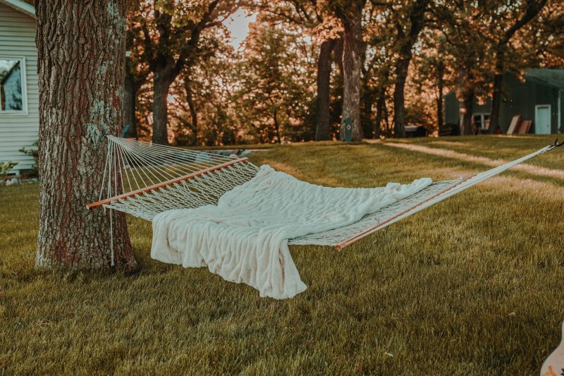 How to Make Your Backyard the Perfect Place to Relax