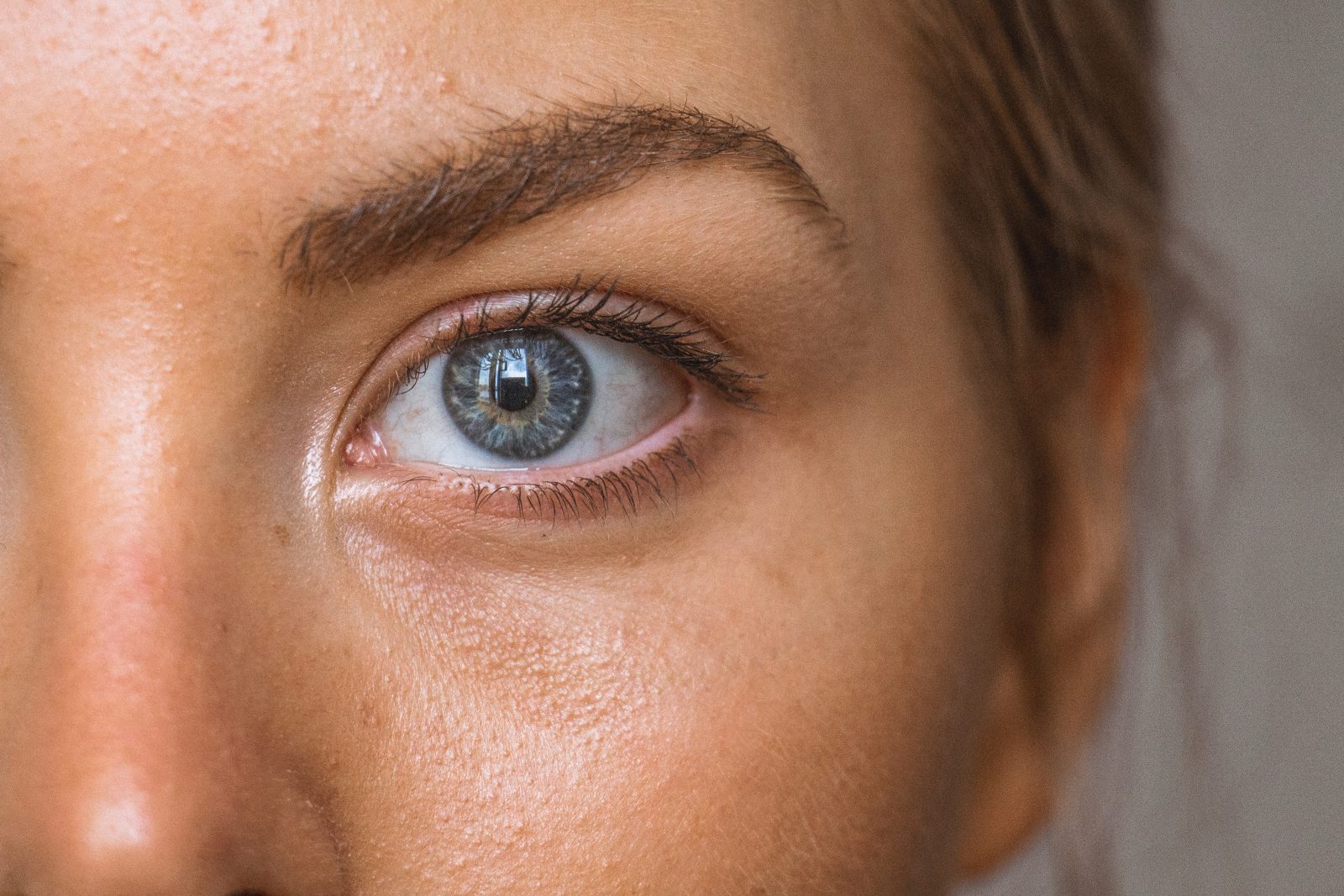 Common causes of eye irritation and tips to prevent it