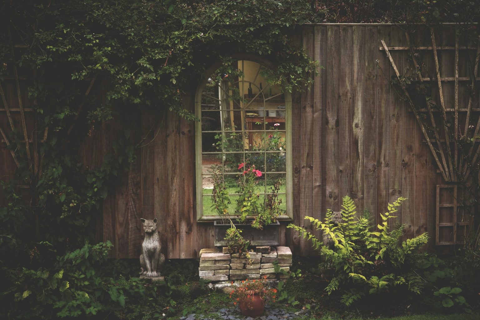 A closer look at Tiny Garden Spaces For Personal Use