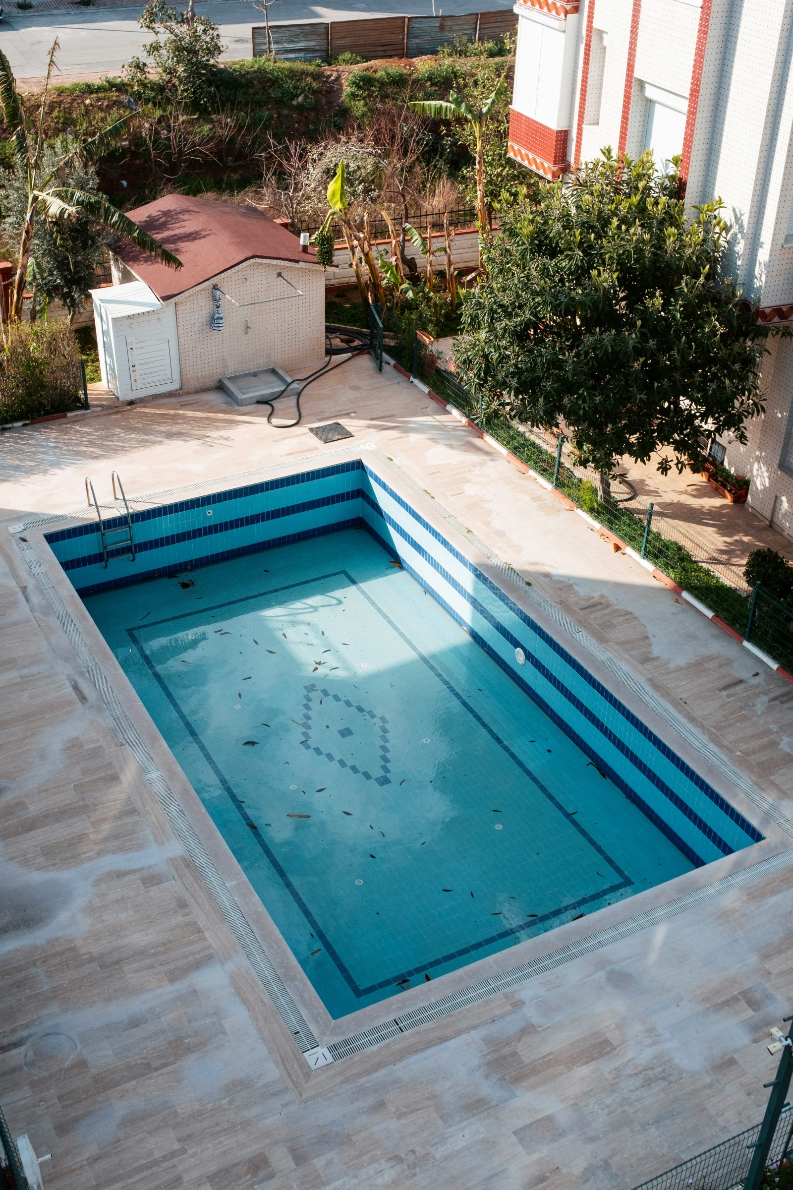 10 small pool design ideas